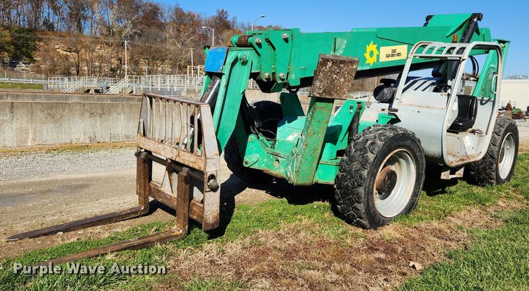 image for item JB9774 2006 Genie GTH-1056  telehandler