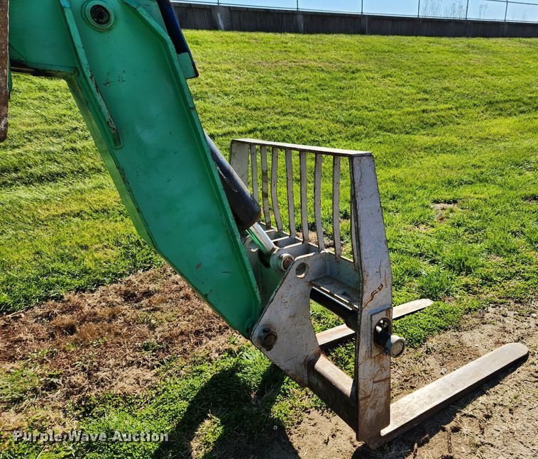 image for item JB9774 2006 Genie GTH-1056  telehandler