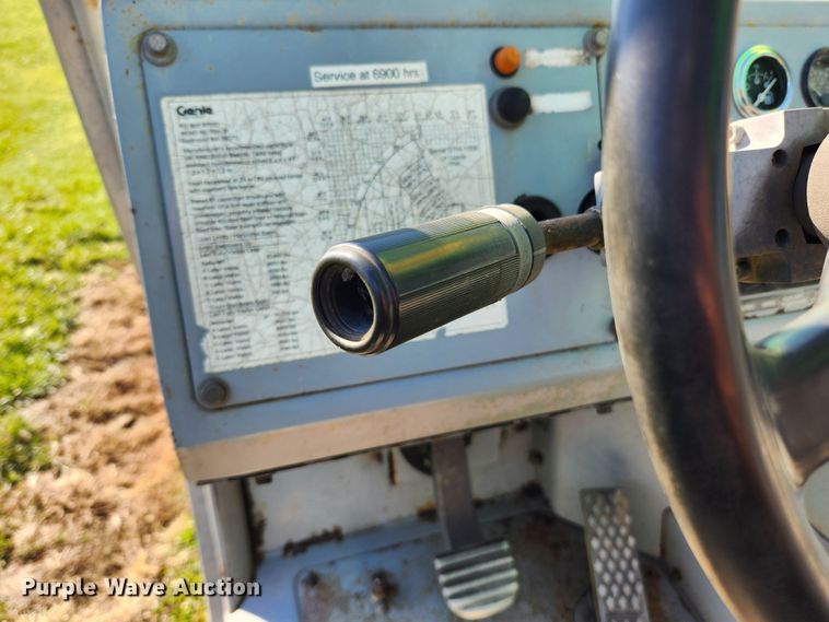 image for item JB9774 2006 Genie GTH-1056  telehandler