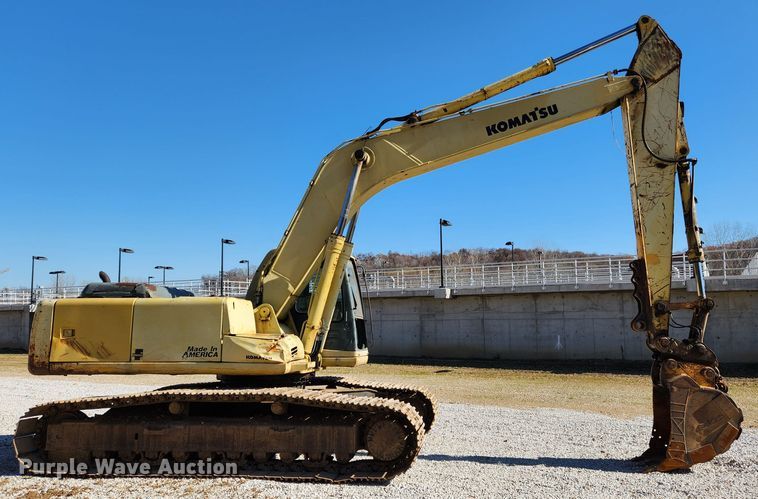 image for item JB9775 1995 Komatsu PC220LC-6L  excavator