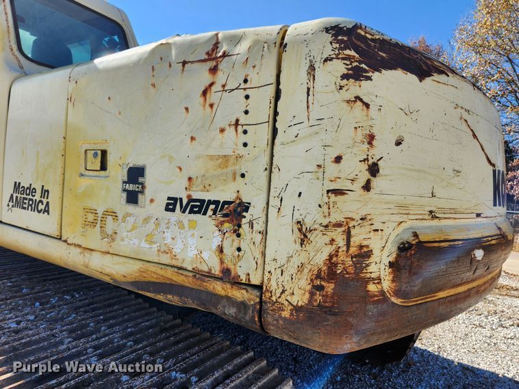 image for item JB9775 1995 Komatsu PC220LC-6L  excavator