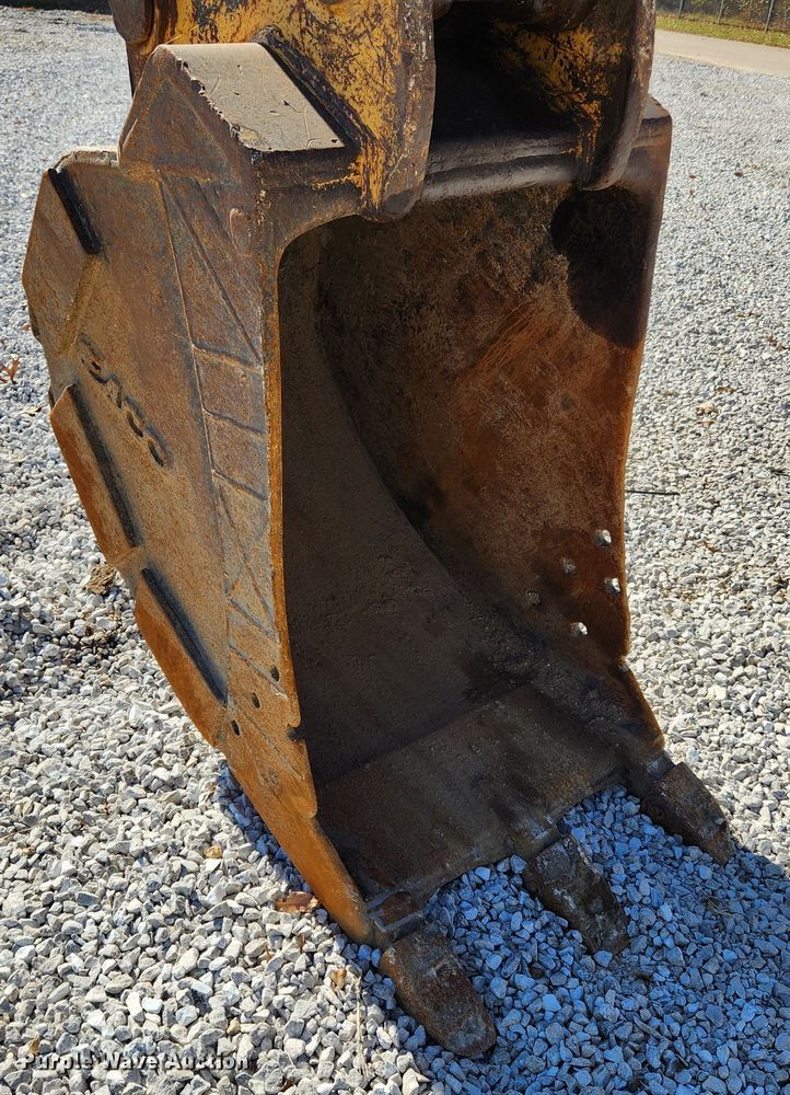 image for item JB9775 1995 Komatsu PC220LC-6L  excavator