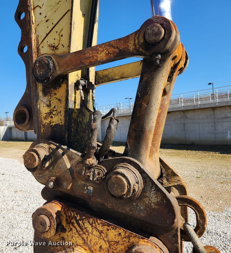 image for item JB9775 1995 Komatsu PC220LC-6L  excavator