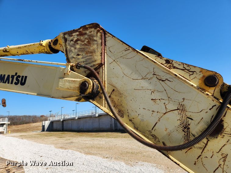 image for item JB9775 1995 Komatsu PC220LC-6L  excavator