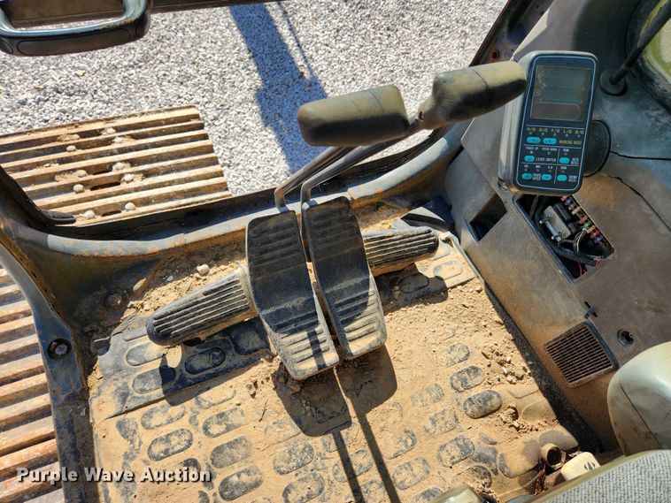 image for item JB9775 1995 Komatsu PC220LC-6L  excavator