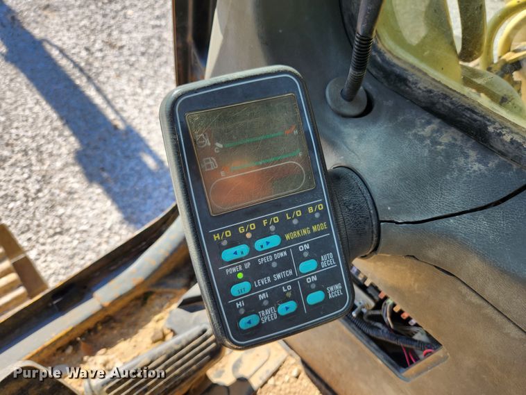 image for item JB9775 1995 Komatsu PC220LC-6L  excavator