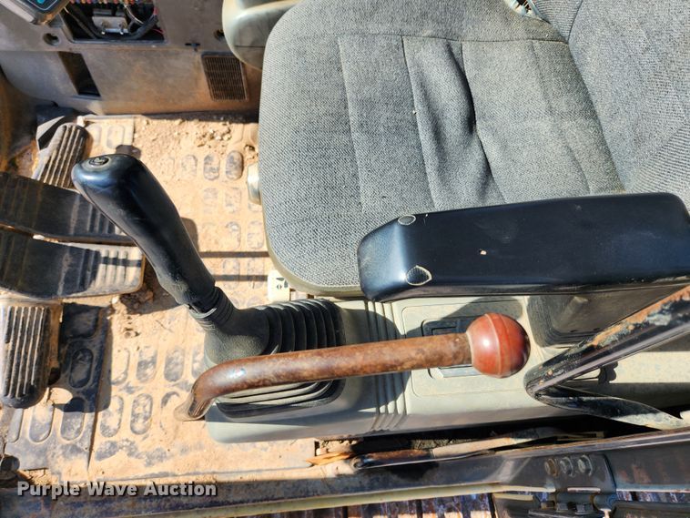 image for item JB9775 1995 Komatsu PC220LC-6L  excavator