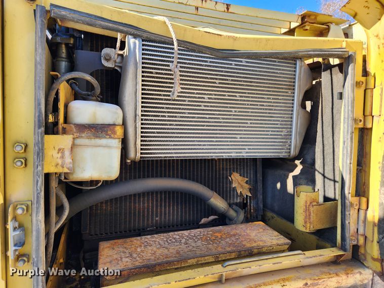 image for item JB9775 1995 Komatsu PC220LC-6L  excavator