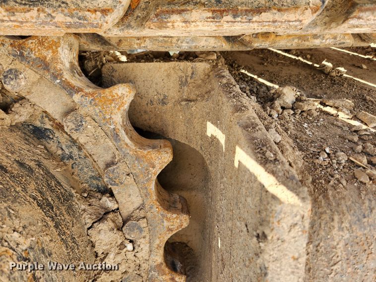 image for item JB9775 1995 Komatsu PC220LC-6L  excavator