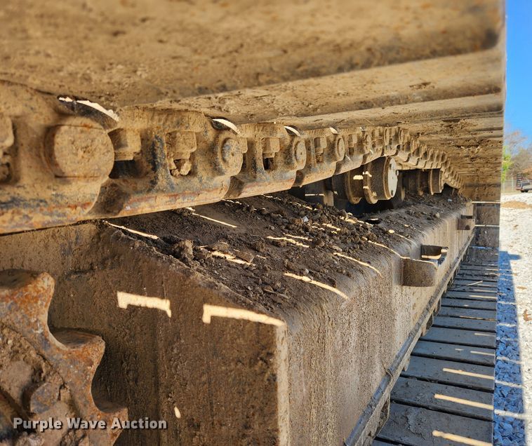 image for item JB9775 1995 Komatsu PC220LC-6L  excavator