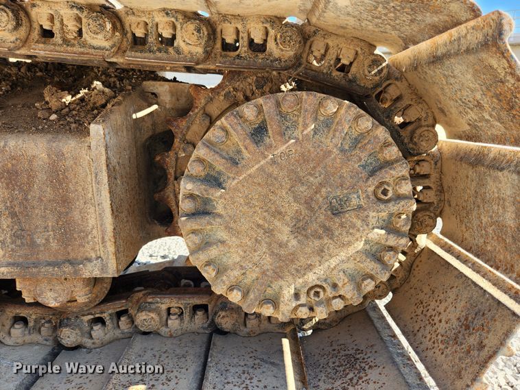 image for item JB9775 1995 Komatsu PC220LC-6L  excavator