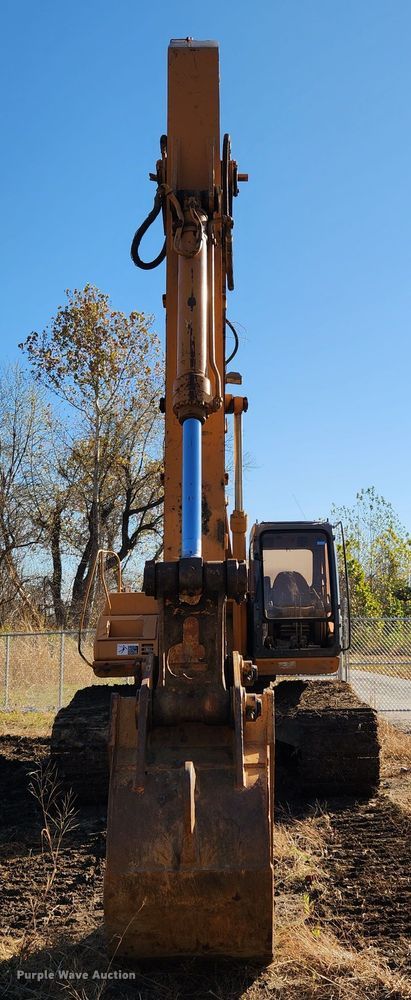 image for item JB9776 2003 Case CX330  excavator