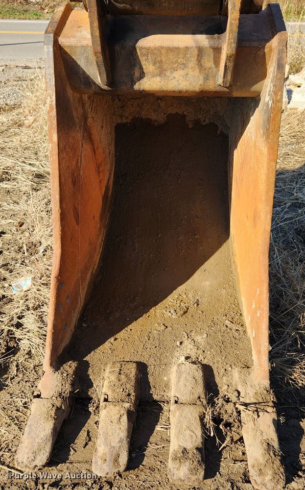 image for item JB9776 2003 Case CX330  excavator