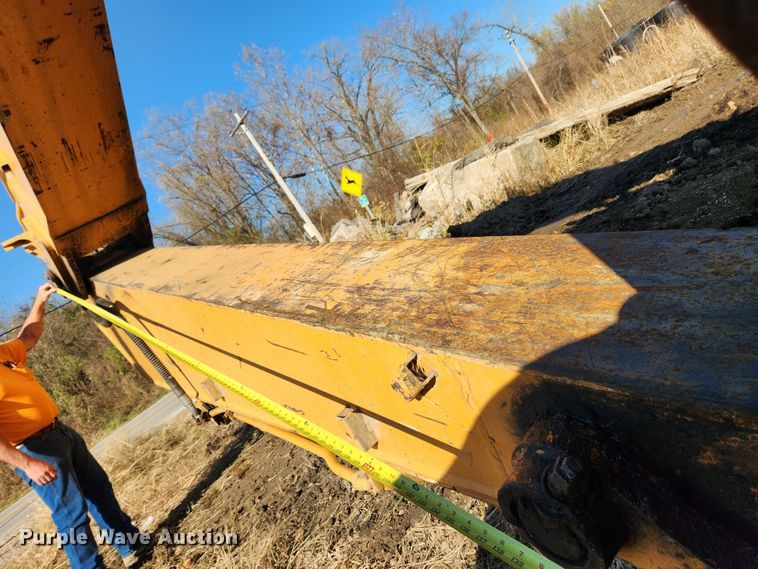 image for item JB9776 2003 Case CX330  excavator