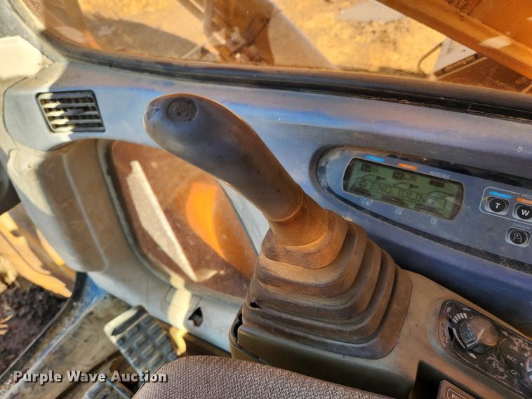 image for item JB9776 2003 Case CX330  excavator