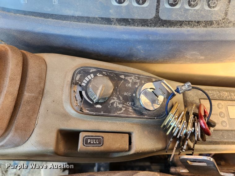 image for item JB9776 2003 Case CX330  excavator