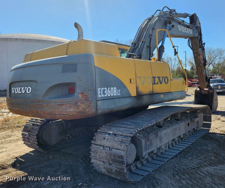 image for item JB9777 2004 Volvo EC360BLC  excavator