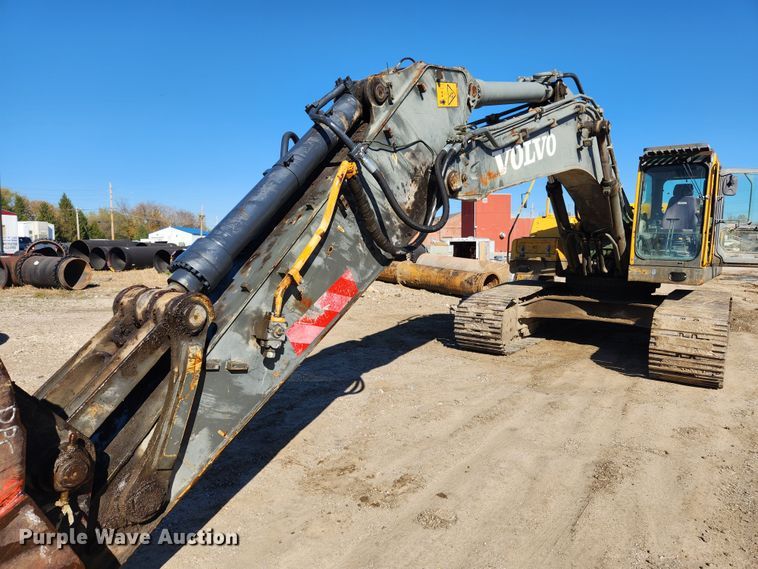 image for item JB9777 2004 Volvo EC360BLC  excavator