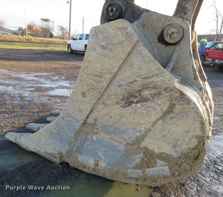 image for item JC9271 2014 John Deere 870G LC  excavator