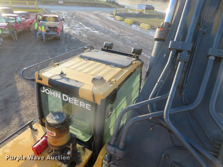 image for item JC9271 2014 John Deere 870G LC  excavator