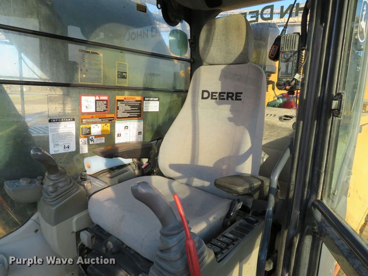 image for item JC9271 2014 John Deere 870G LC  excavator