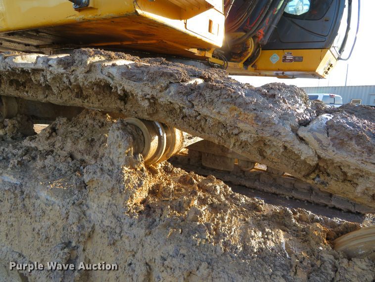 image for item JC9271 2014 John Deere 870G LC  excavator