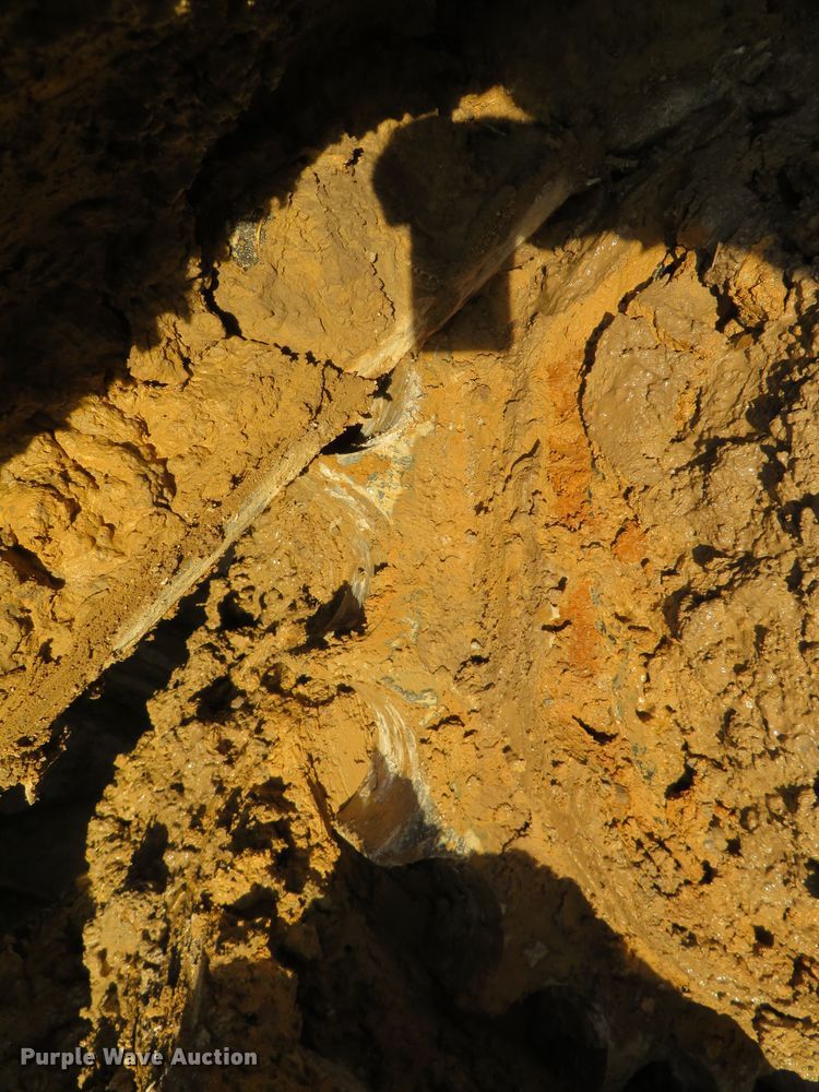 image for item JC9271 2014 John Deere 870G LC  excavator