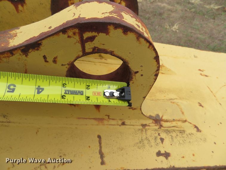 image for item JC9278 Caterpillar  13' excavator stick