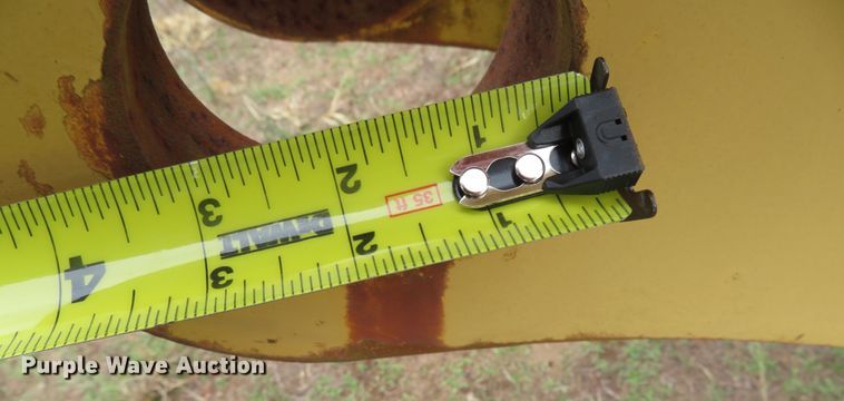 image for item JC9278 Caterpillar  13' excavator stick