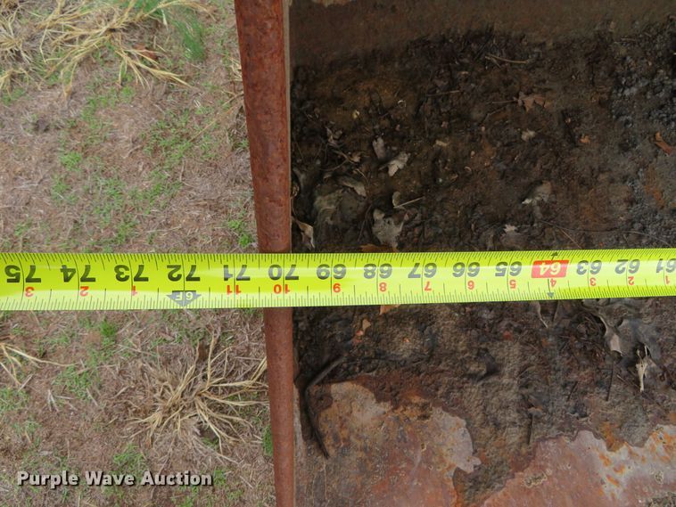 image for item JC9281 TAG 21146-01  excavator bucket