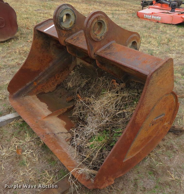 image for item JC9282 Power Plus 39255-01  excavator bucket
