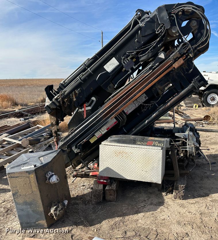 image for item JD9672 Hiab HB100X  crane