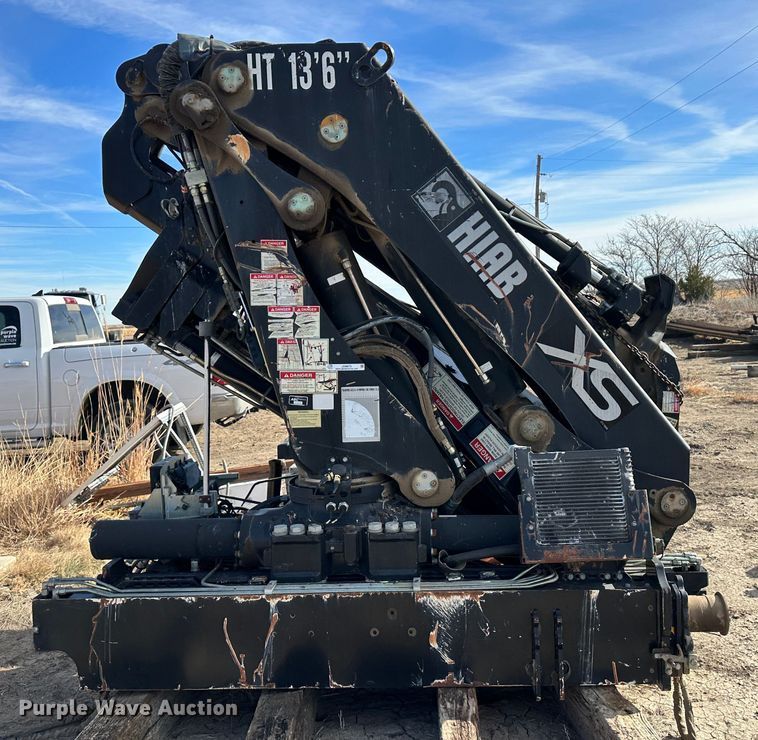 image for item JD9672 Hiab HB100X  crane