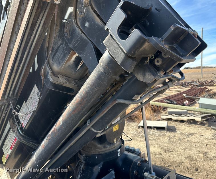 image for item JD9672 Hiab HB100X  crane