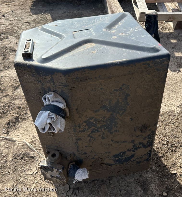 image for item JD9672 Hiab HB100X  crane