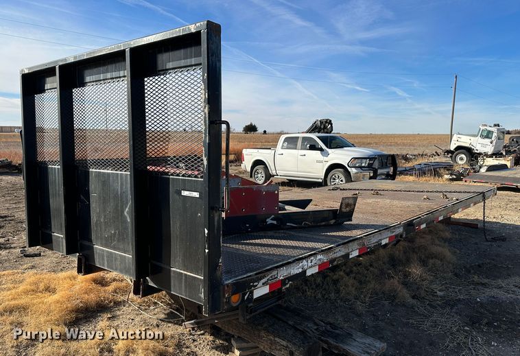 image for item JD9673 Flatbed