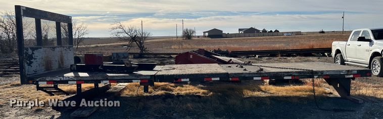 image for item JD9673 Flatbed