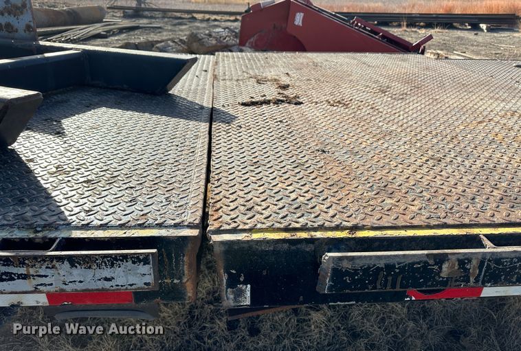 image for item JD9673 Flatbed