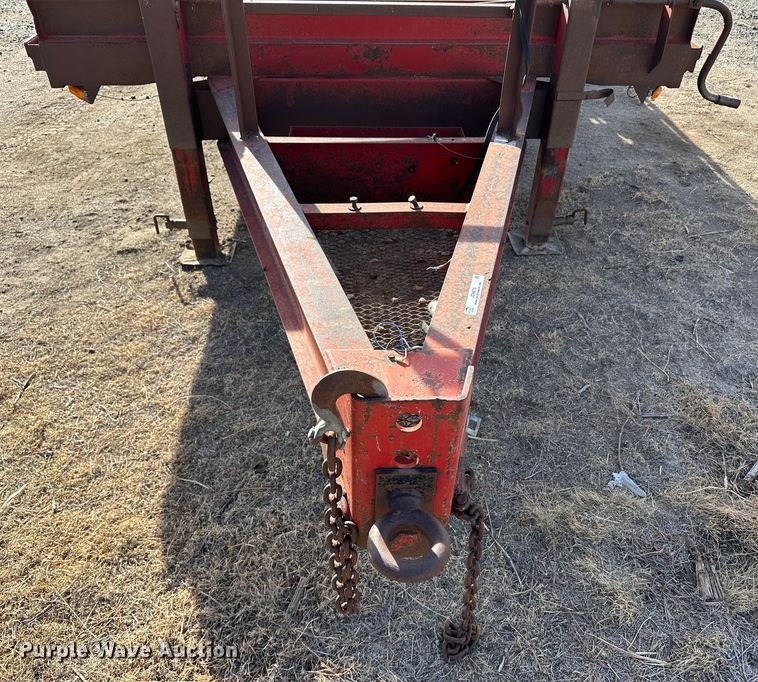 image for item JD9675 2006 Hillsboro  equipment trailer