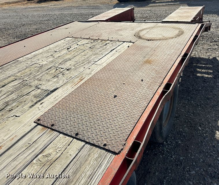 image for item JD9675 2006 Hillsboro  equipment trailer