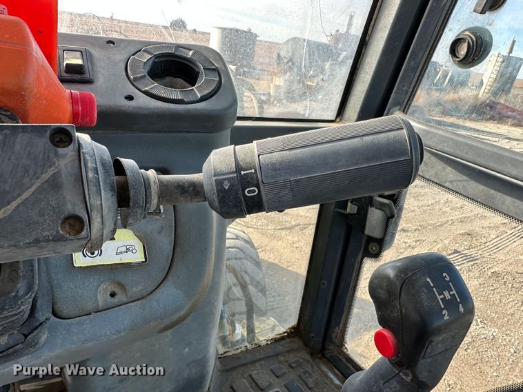 image for item JD9680 New Holland 555E  backhoe