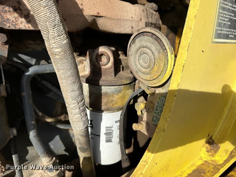 image for item JD9680 New Holland 555E  backhoe