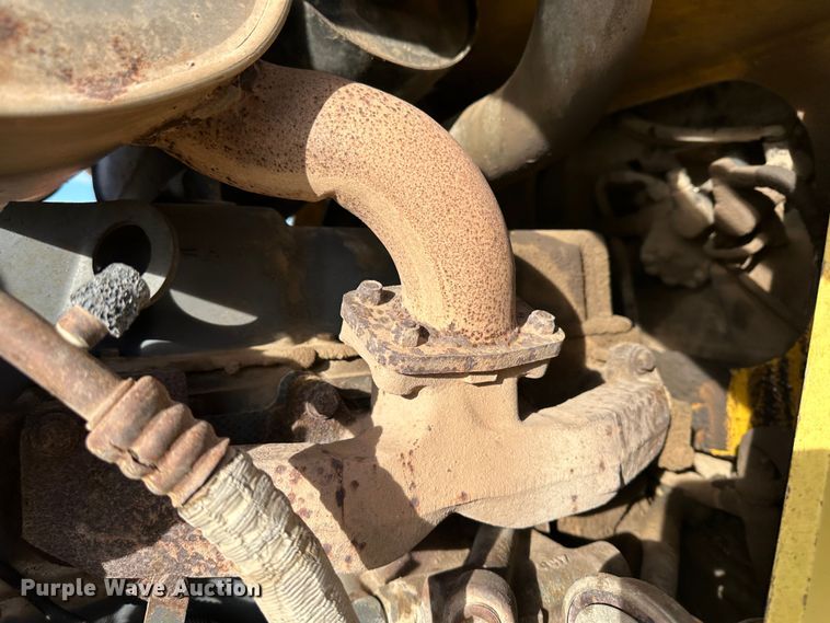 image for item JD9680 New Holland 555E  backhoe