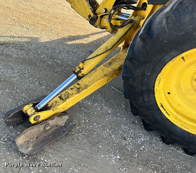 image for item JD9680 New Holland 555E  backhoe