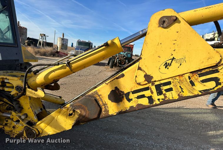 image for item JD9680 New Holland 555E  backhoe