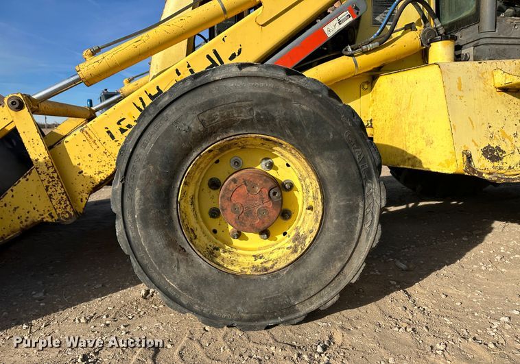 image for item JD9680 New Holland 555E  backhoe