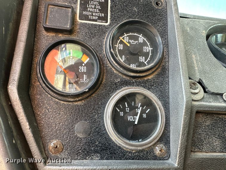 image for item JD9682 1998 Mack RD688S dump truck