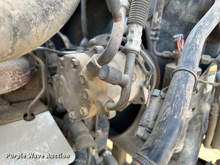 image for item JD9682 1998 Mack RD688S dump truck