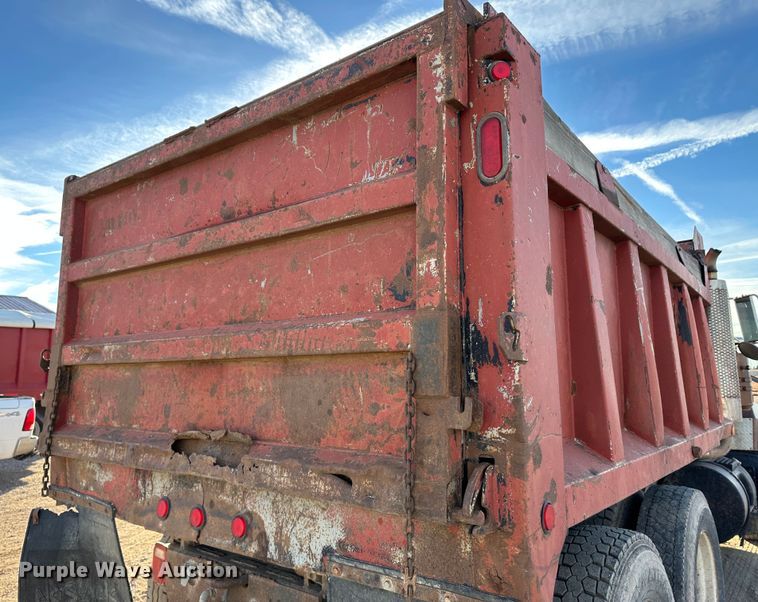 image for item JD9682 1998 Mack RD688S dump truck