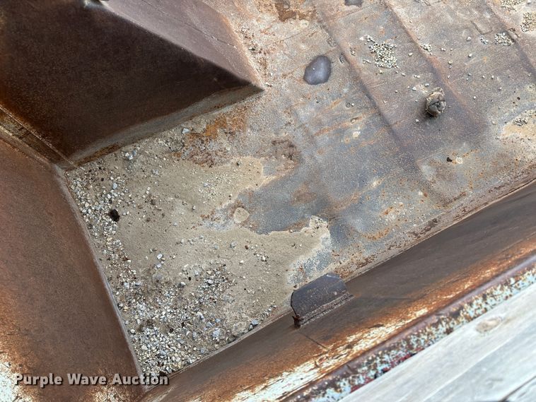 image for item JD9682 1998 Mack RD688S dump truck